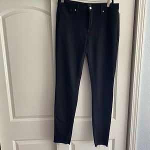 Just Black Scissor Hem Skinny Jean